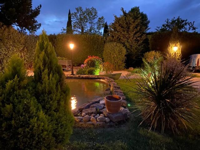 Mas Beau Soleil & Spa Cottages De Charme Avec Jacuzzi&Jardin Prives Saint-Remy-de-Provence Exterior photo