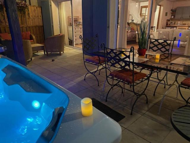 Mas Beau Soleil & Spa Cottages De Charme Avec Jacuzzi&Jardin Prives Saint-Remy-de-Provence Exterior photo