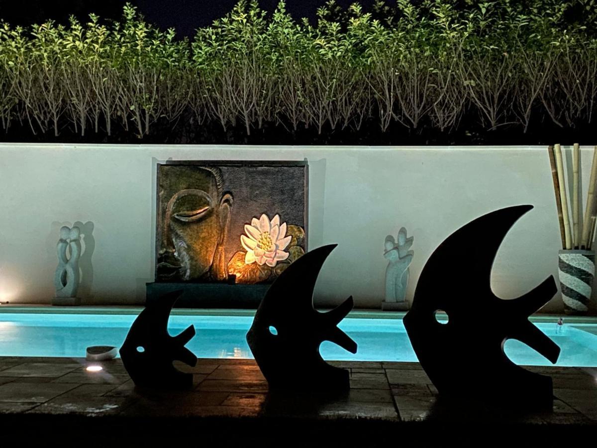 Mas Beau Soleil & Spa Cottages De Charme Avec Jacuzzi&Jardin Prives Saint-Remy-de-Provence Exterior photo